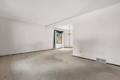 1600  Michael Dr, Waukesha, WI 53189 - Photo 19