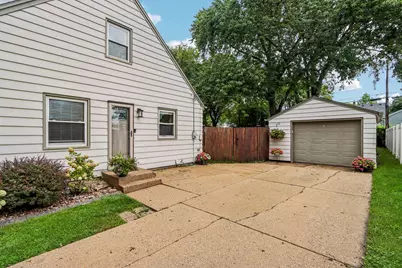 2958 S 102nd St, West Allis, WI 53227 - Photo 31