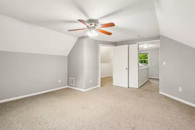 2958 S 102nd St, West Allis, WI 53227 - Photo 11