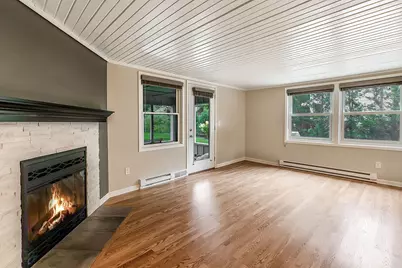 1070  Woodland Ave, Elm Grove, WI 53122 - Photo 9