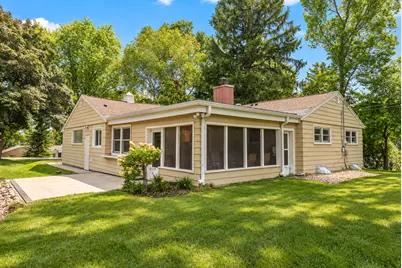 1070  Woodland Ave, Elm Grove, WI 53122 - Photo 19