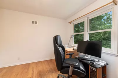1070  Woodland Ave, Elm Grove, WI 53122 - Photo 13