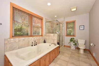 5405 W Hillcrest Dr, Mequon, WI 53092 - Photo 15