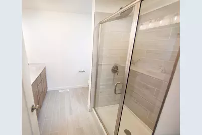 N116W7245  Oakmont Dr, Cedarburg, WI 53012 - Photo 15