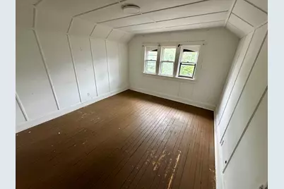 2206 W Keefe Ave, Milwaukee, WI 53206 - Photo 9