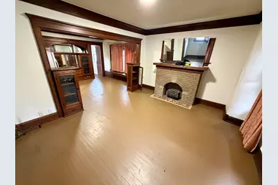2206 W Keefe Ave, Milwaukee, WI 53206 - Photo 5