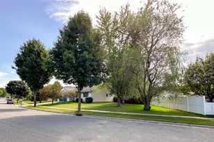 2422 Krause Rd, Onalaska, WI 54650 - Photo 1