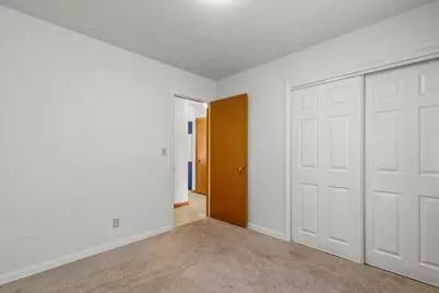 7429 W Glendale Ave, Milwaukee, WI 53218 - Photo 15