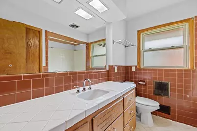 7429 W Glendale Ave, Milwaukee, WI 53218 - Photo 11