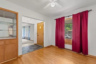 7429 W Glendale Ave, Milwaukee, WI 53218 - Photo 9