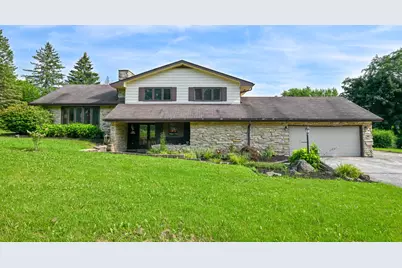 N113W13099  Crestview Dr, Germantown, WI 53022 - Photo 1