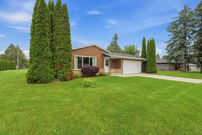 4302 E Parke Ridge Ln, Sheboygan, WI 53083 - Photo 23