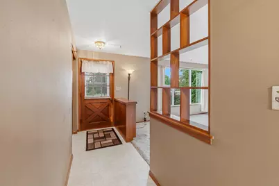 4302 E Parke Ridge Ln, Sheboygan, WI 53083 - Photo 9