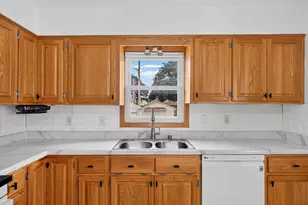 3026 S 41st St, Milwaukee, WI 53215 - Photo 17