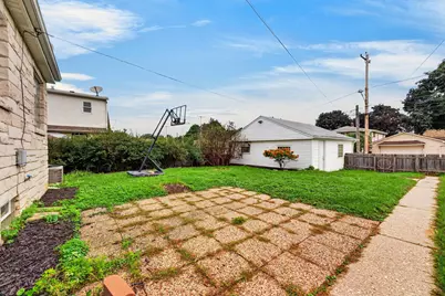 3026 S 41st St, Milwaukee, WI 53215 - Photo 43