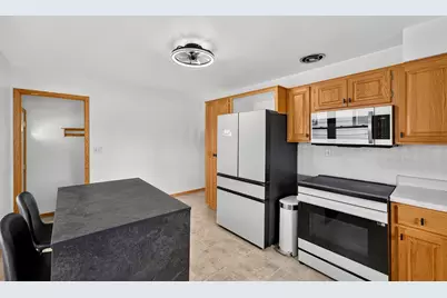 3026 S 41st St, Milwaukee, WI 53215 - Photo 19