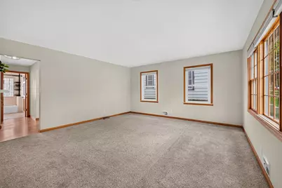 3026 S 41st St, Milwaukee, WI 53215 - Photo 9