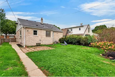 3026 S 41st St, Milwaukee, WI 53215 - Photo 45