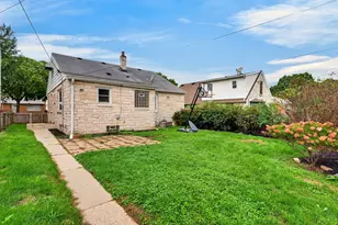 3026 S 41st St, Milwaukee, WI 53215 - Photo 45