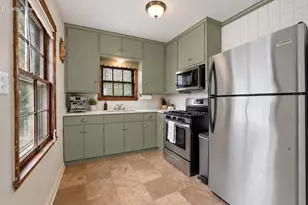 8129 W Burleigh St, Milwaukee, WI 53222 - Photo 7