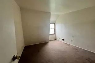 8895 N Swan Rd, Milwaukee, WI 53224 - Photo 13