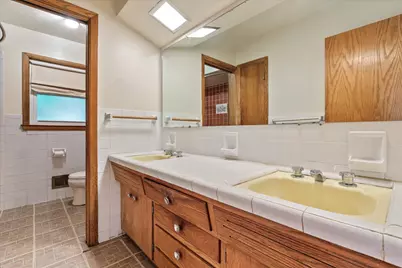 3924 N 65th St, Milwaukee, WI 53216 - Photo 13