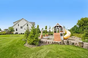 N52W30598 Moraine Dr, Hartland, WI 53029 - Photo 57