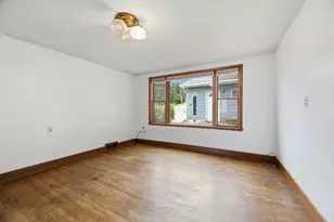 142 Washinton St, Fountain City, WI 54629 - Photo 11