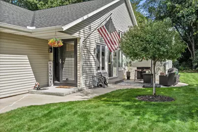 W196N11442  Shadow Wood Dr #2, Germantown, WI 53022 - Photo 21