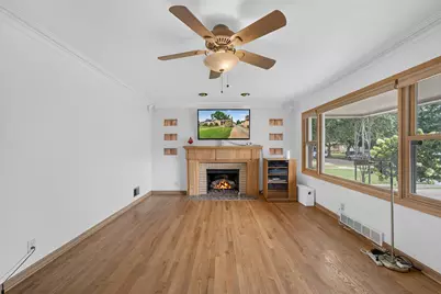 2522  Buchanan Rd, Kenosha, WI 53143 - Photo 5