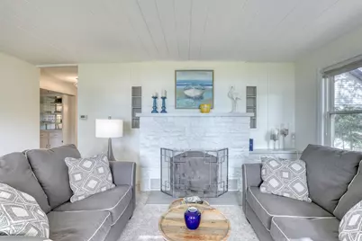37640  Valley Rd, Summit, WI 53066 - Photo 15