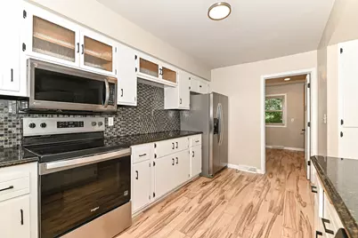 S71W13222  Tess Corners Dr, Muskego, WI 53150 - Photo 17