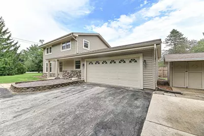 S71W13222  Tess Corners Dr, Muskego, WI 53150 - Photo 3