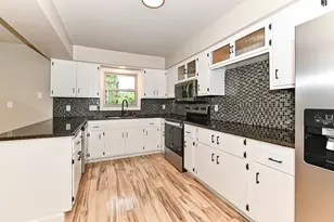 S71W13222 Tess Corners Dr, Muskego, WI 53150 - Photo 15