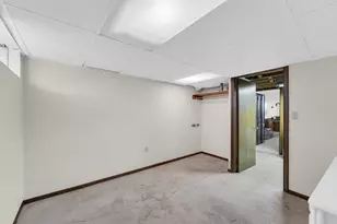6131 S 15th Ct, Milwaukee, WI 53221 - Photo 35