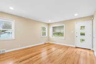 5175 N 27th St, Milwaukee, WI 53209 - Photo 3