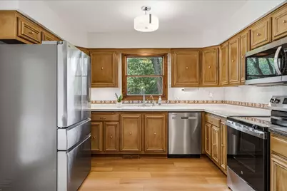 N9W31083  Concord Ct, Delafield, WI 53018 - Photo 13
