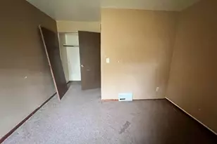 8911 N Swan Rd, Milwaukee, WI 53224 - Photo 9