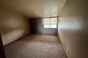 8911 N Swan Rd, Milwaukee, WI 53224 - Photo 11