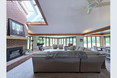 3070  108th St, Racine, WI 53126 - Photo 23