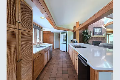 3070  108th St, Racine, WI 53126 - Photo 11