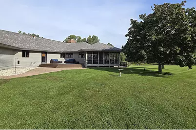 3070  108th St, Racine, WI 53126 - Photo 101