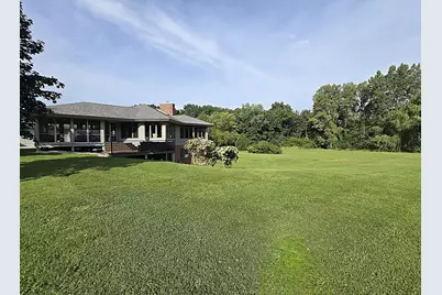 3070  108th St, Racine, WI 53126 - Photo 111