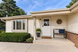 7165 S Tifton Dr, Franklin, WI 53132 - Photo 3