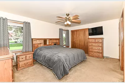 7165 S Tifton Dr, Franklin, WI 53132 - Photo 15