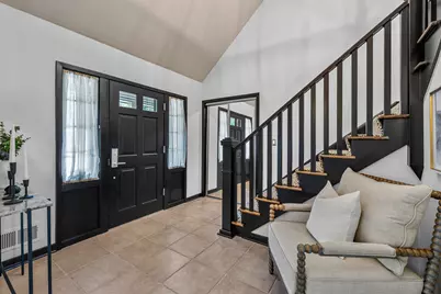 6540 N Atwahl Dr, Glendale, WI 53209 - Photo 9