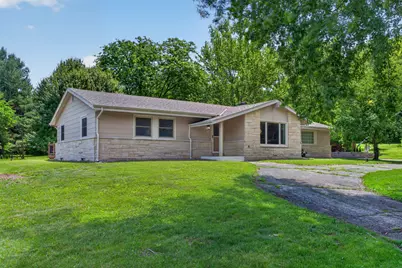 S94W23105  Meadow View Ln, Vernon, WI 53103 - Photo 1