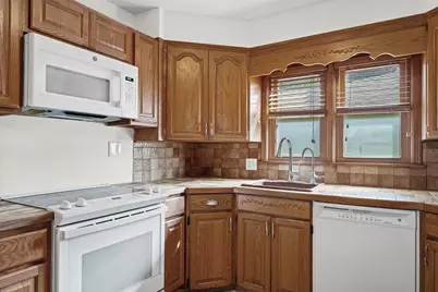 2525  Main St, La Crosse, WI 54601 - Photo 17