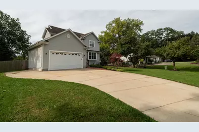 2309  Summit Ave, Waukesha, WI 53188 - Photo 43