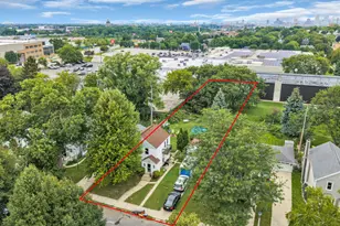 198 E Gauer Circle, Milwaukee, WI 53207 - Photo 29
